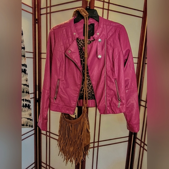 DOLLHOUSE MOTO STYLE JACKET - Picture 9 of 9